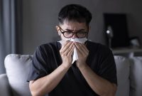 Kenali Perbedaan Flu dan Pilek Agar Tak Salah Diagnosa Perbedaan Antara Flu Dan Pilek Yang Perlu Diketahui