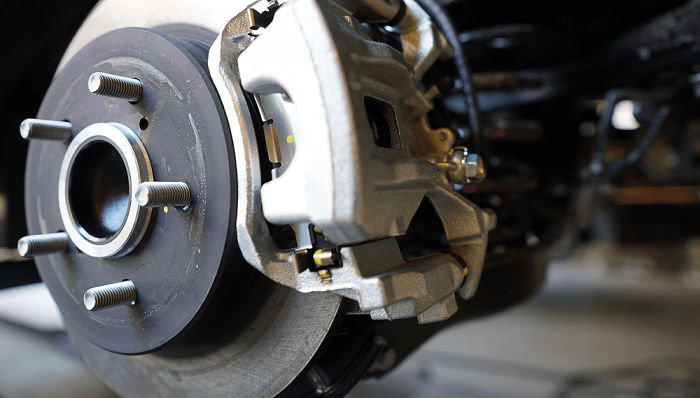 Mengenal Perbedaan Rem Tromol dan Rem Cakram Perbedaan Sistem Rem Cakram Dan Tromol Pada Mobil